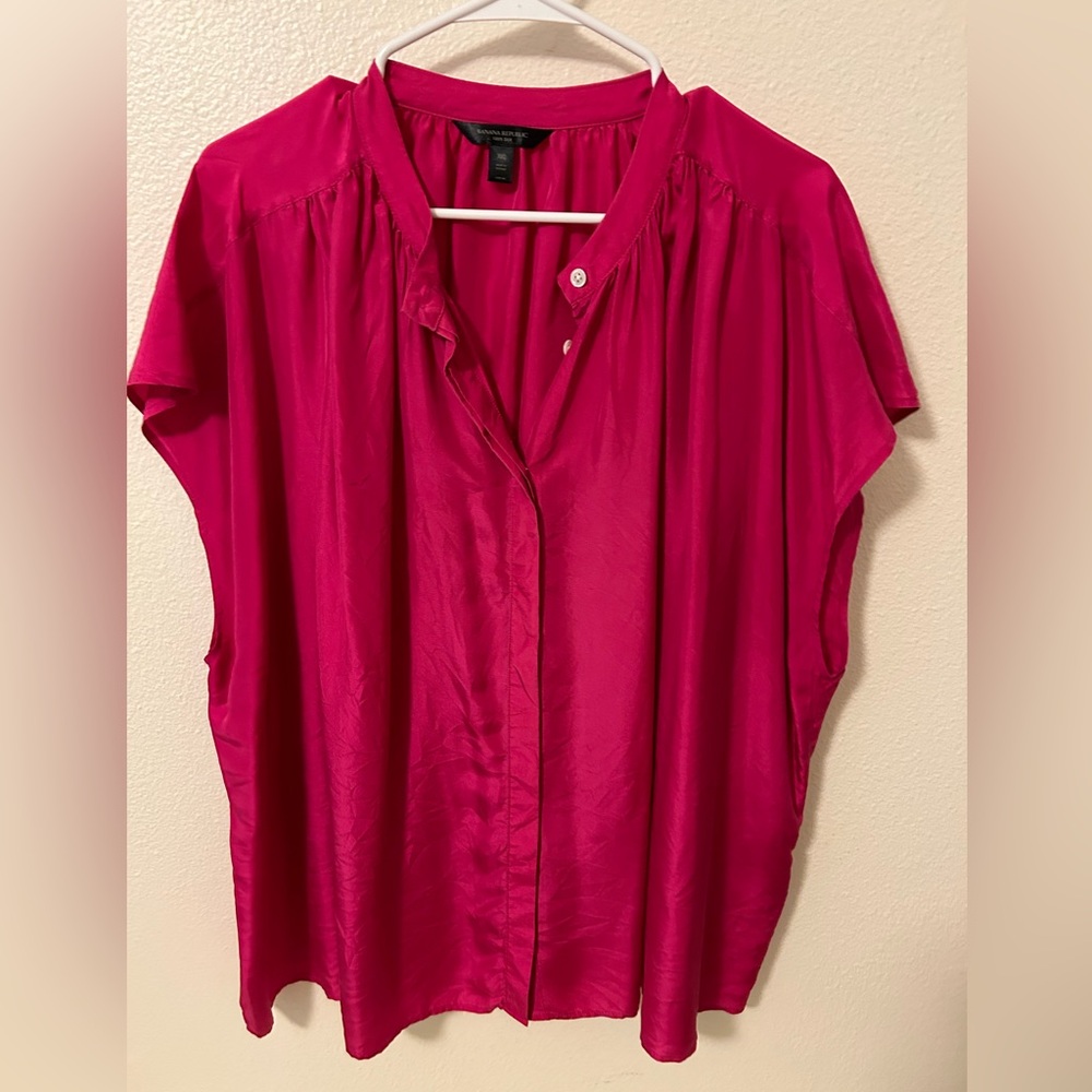 Banana Republic XXL 100% silk hot pink blouse